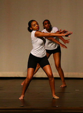 NewTownHolidayDance19-169