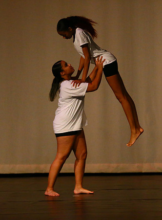 NewTownHolidayDance19-172