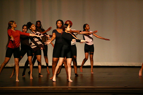 NewTownHolidayDance19-128