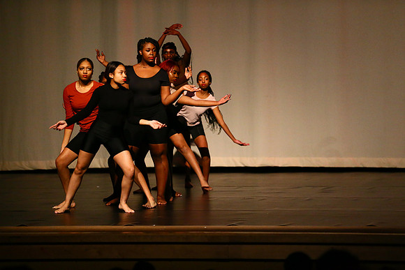 NewTownHolidayDance19-131