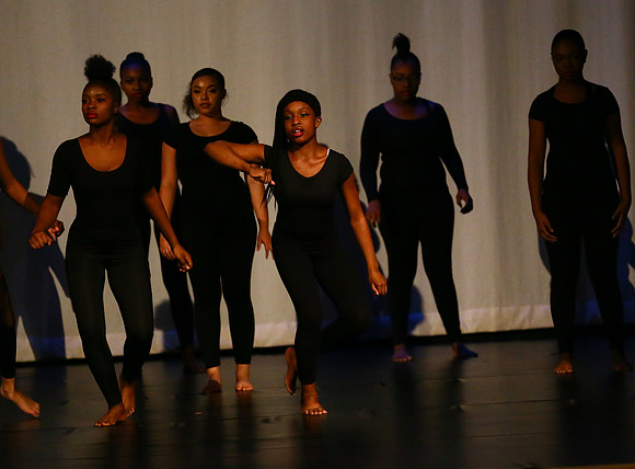 NewTownHolidayDance19-139