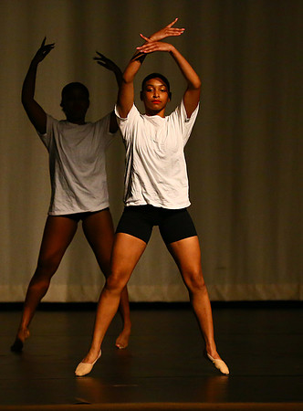 NewTownHolidayDance19-146