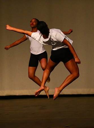 NewTownHolidayDance19-147