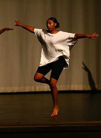 NewTownHolidayDance19-150