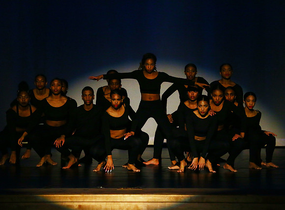 NewTownHolidayDance19-242
