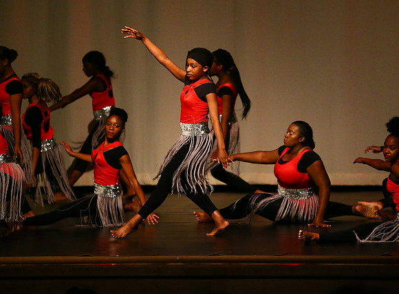NewTownHolidayDance19-2488