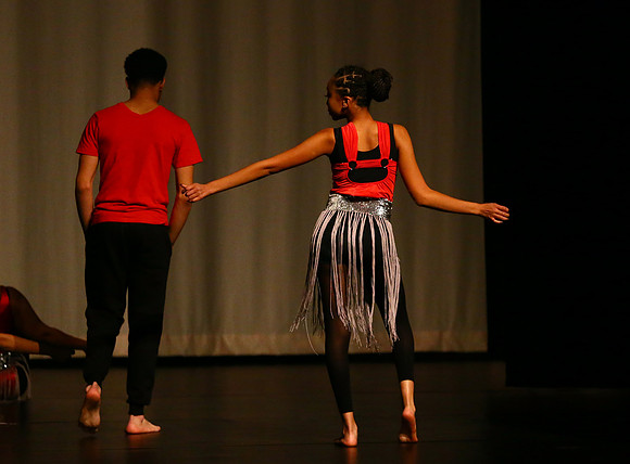 NewTownHolidayDance19-2491