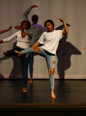 NewTownHolidayDance19-2441