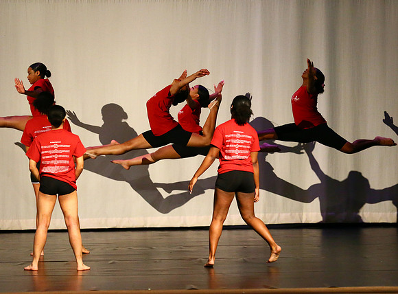 NewTownHolidayDance19-2592