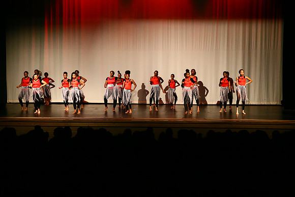 NewTownHolidayDance19-2502