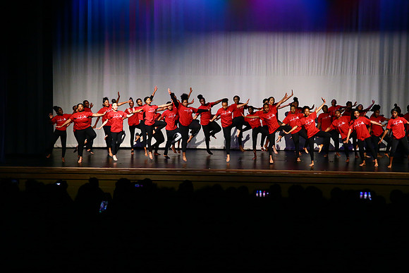 NewTownHolidayDance19-2505