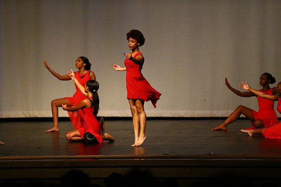 NewTownHolidayDance19-2548