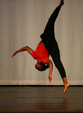 NewTownHolidayDance19-2554
