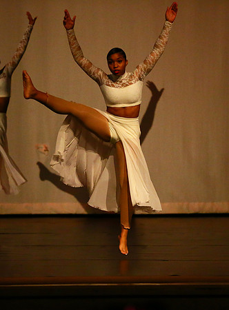 NewTownHolidayDance19-2565