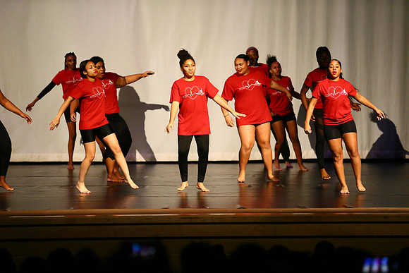 NewTownHolidayDance19-2582