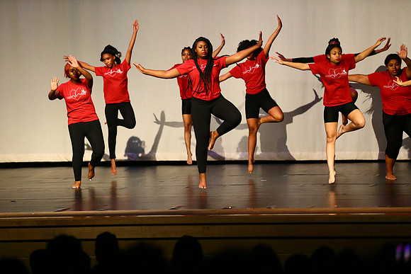 NewTownHolidayDance19-2584