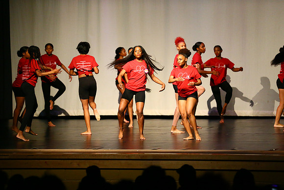 NewTownHolidayDance19-2585