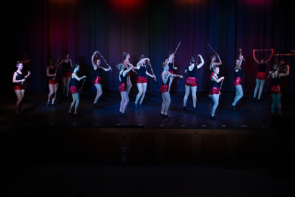 HolidayDance201910