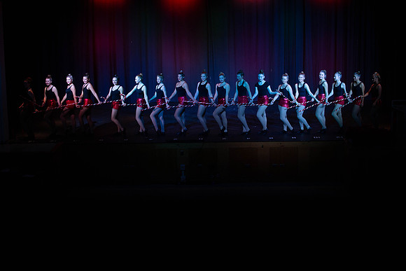 HolidayDance201924
