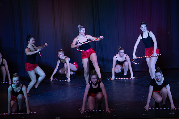 HolidayDance201929