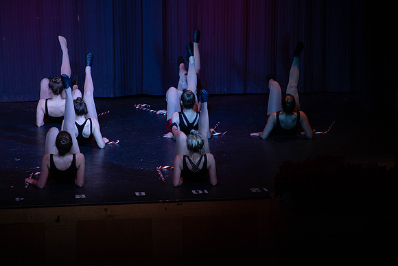 HolidayDance201931