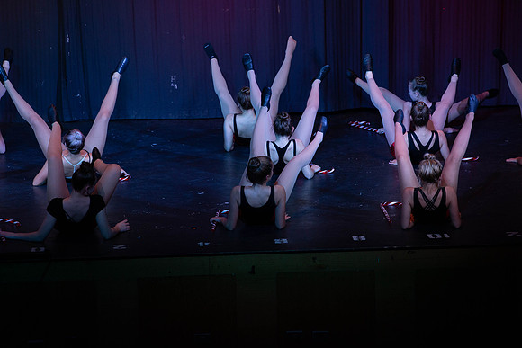 HolidayDance201932