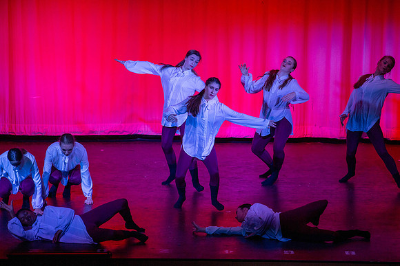 HolidayDance201951