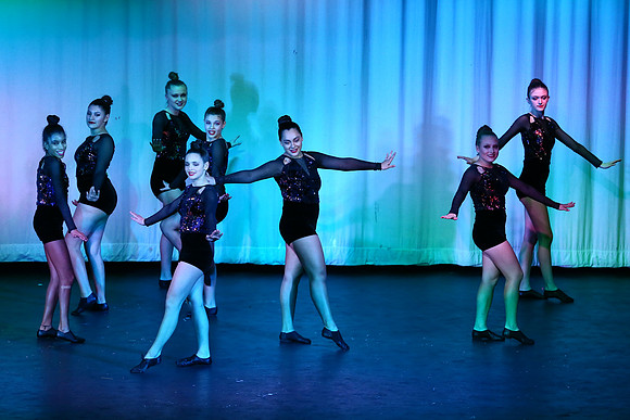 HolidayDance201986
