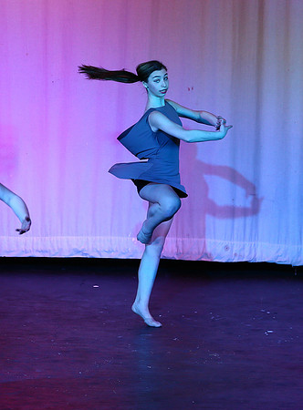 HolidayDance2019146