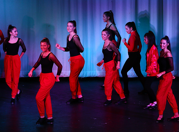 HolidayDance2019171