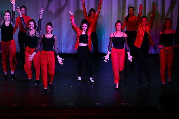 HolidayDance2019176