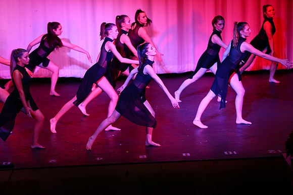 HolidayDance2019186