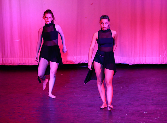 HolidayDance2019201