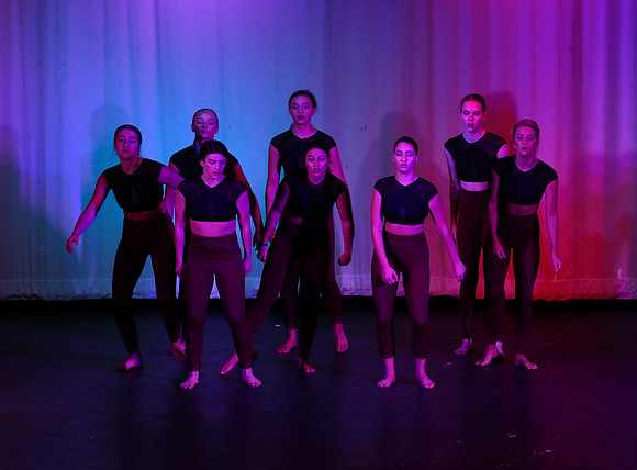 HolidayDance2019221