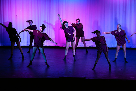 HolidayDance2019258