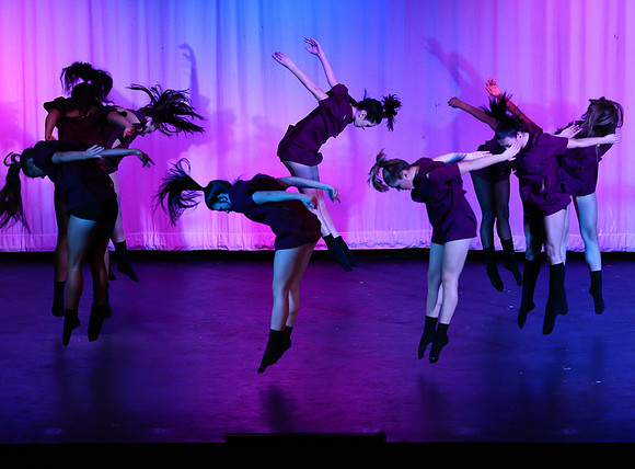 HolidayDance2019261