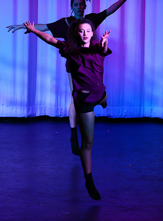 HolidayDance2019274