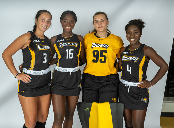 TU-FieldHockeyl-00083