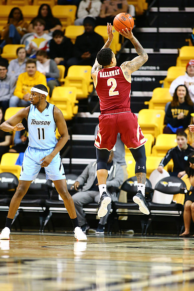 Towson-v-Charleston0202