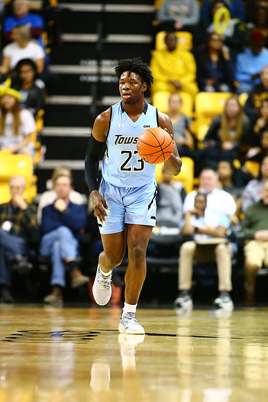 Towson-v-Charleston0207