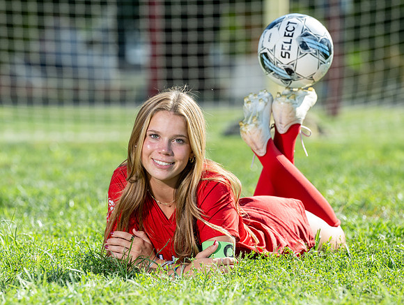 DulaneyWSoccer-00363