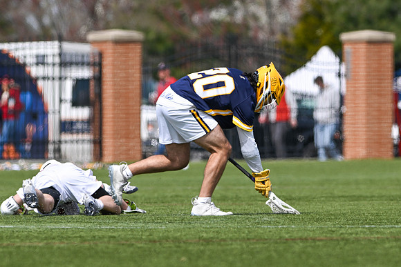 StMarys-v-Dickinson0941
