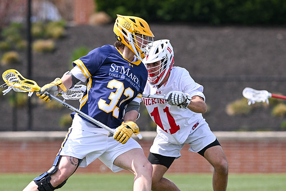 StMarys-v-Dickinson1123