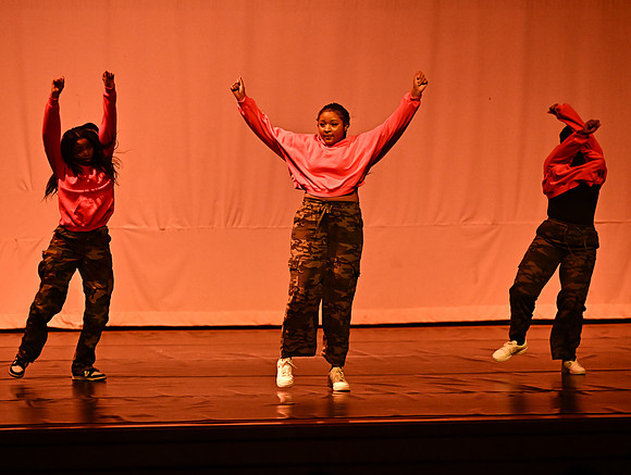 NTHSSeniorShowcase3511