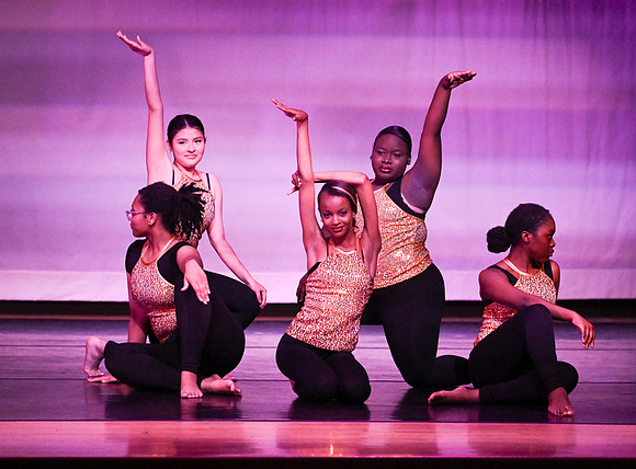 OMHSDance-02455
