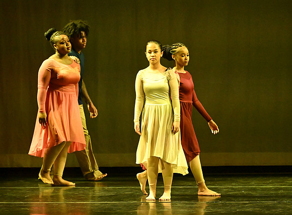 OMHSDance-03112