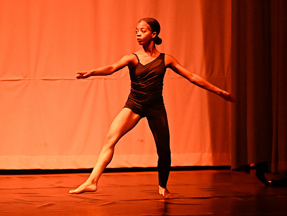 NTHSSeniorShowcase0376