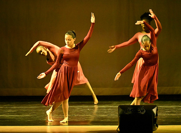 OMHSDance-03132