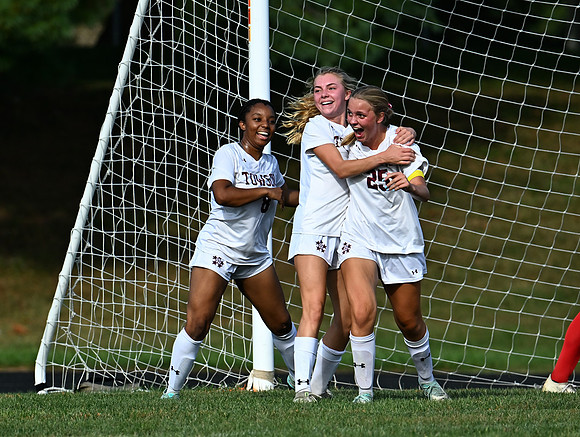 Dulaney-v-Towson-01200