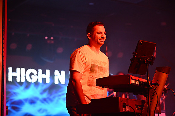 HighandTight-02071